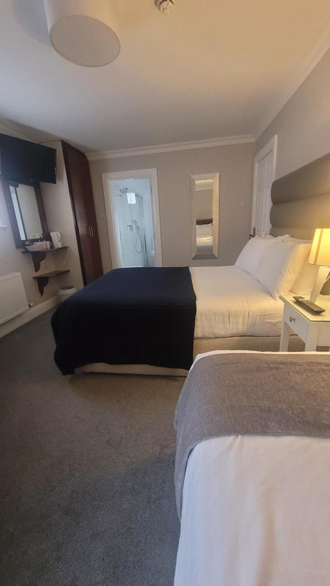 Murphy'S Pub And Bed & Breakfast Dingle Bagian luar foto